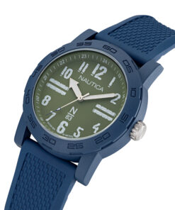 zegarek żeglarski Nautica NAPATS305 – zbliżenie koperty 44 mm i zielonej tarczy na granatowym pasku