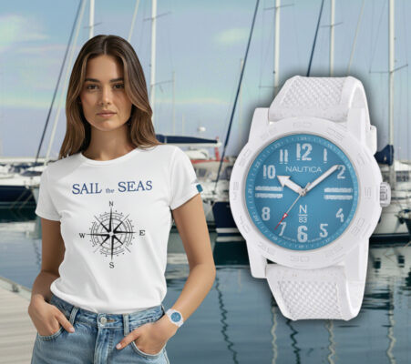 żeglarka w koszulce Sail the Sea i zegarku Nautica Ayia Triada – zestaw prezentowy