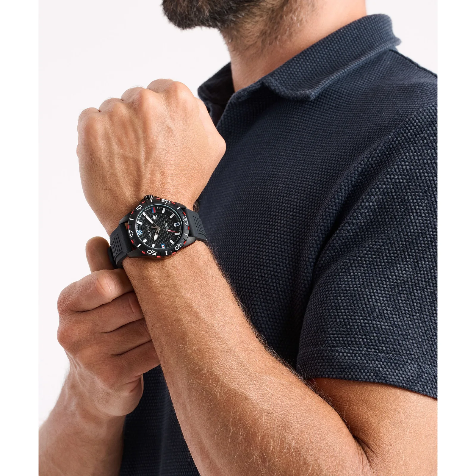 Nautica NAPNRS507 – zegarek na nadgarstku, sportowy styl marine