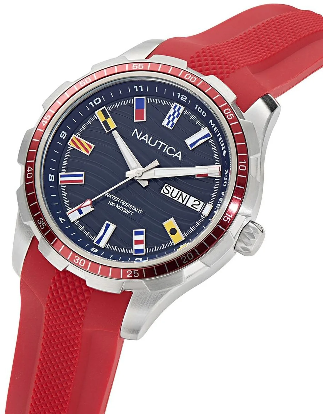 Nautica NAPNSF510 – ujęcie pod kątem, stalowa koperta 44 mm i bezel