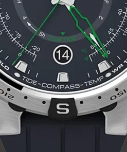 Timex Expedition Tide-Temp-Compass TW2V22100 – na nadgarstku w plenerze – żeglarstwo i outdoor (ujęcie lifestyle)