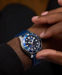 Zegarek Timex TW2Y40300 – na ręce – obsługa bezela, zegarek w użyciu