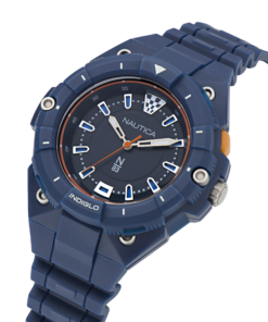 Zegarek żeglarski Nautica NAPCNS502 – Zegarek żeglarski Nautica NAPCNS502 – Coronado Bay 3-Hand — ujęcie zegarka pod kątem (3/4)