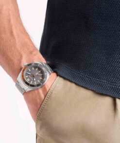 Nautica NAPFWS501 — widok pod kątem