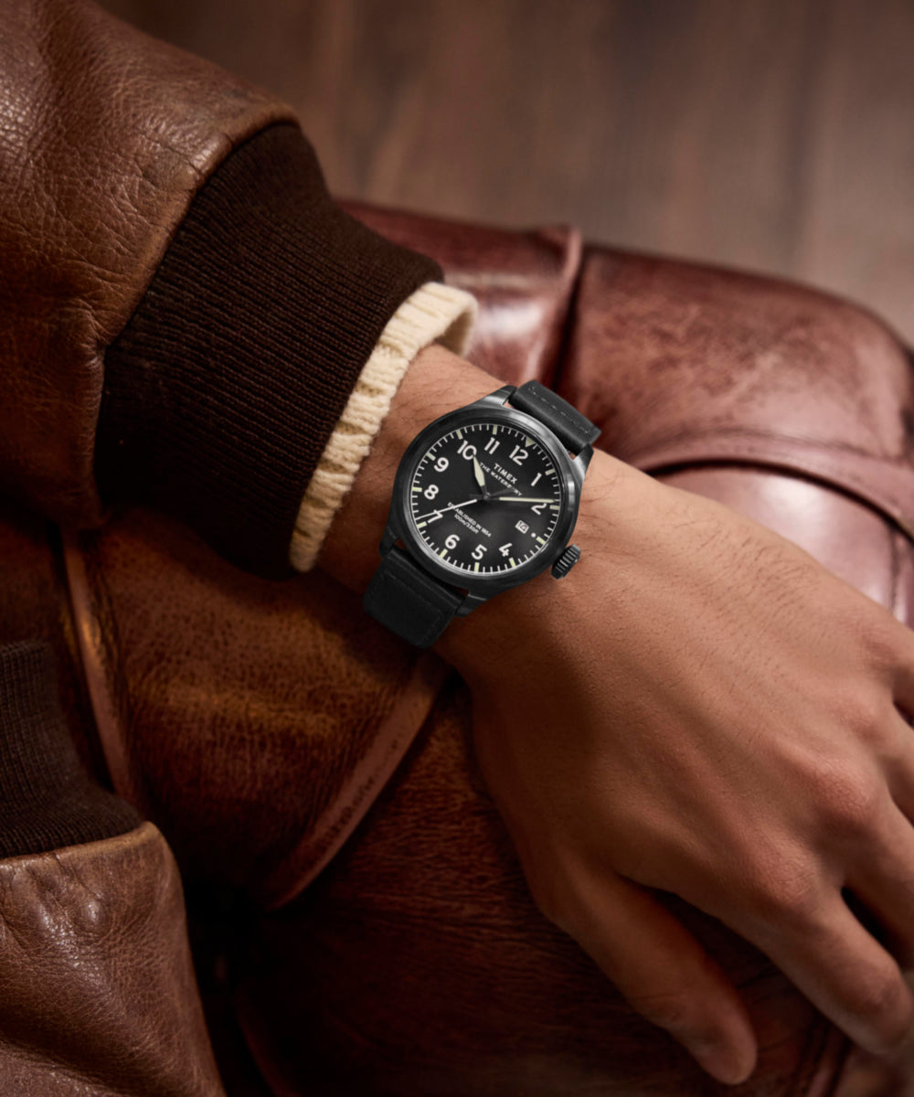 Timex Waterbury Ace TW2Y18900 41 mm czarna tarcza skórzany pasek — widok 2